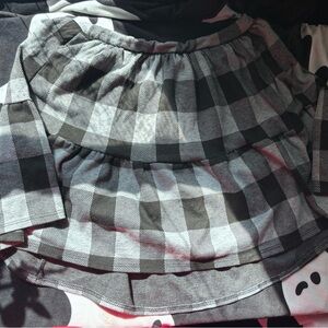 Simple cute plaid skirt